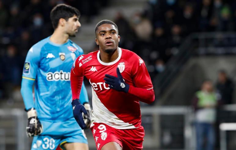 赛的聚光灯 赛的聚光灯